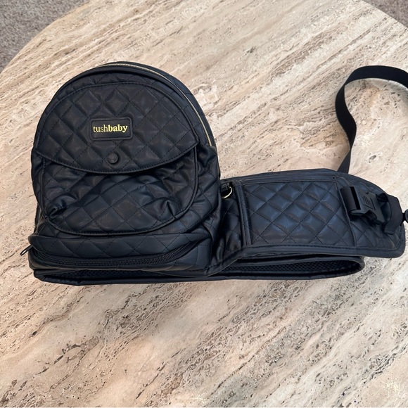 The Tushbaby Hip Carrier - Vegan Leather Black with Gold Hardware - EUC - Picture 3 of 8